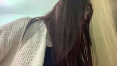 LeannGuyott live cam on Cam4