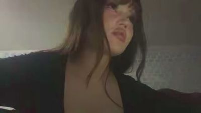 LeannGuyott live cam on Cam4