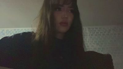 LeannGuyott live cam on Cam4