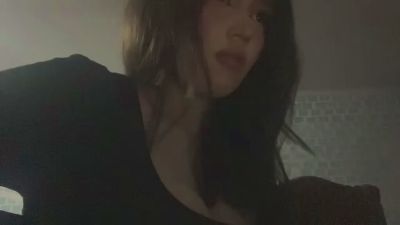 LeannGuyott live cam on Cam4