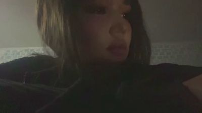 LeannGuyott live cam on Cam4