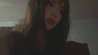 LeannGuyott live cam on Cam4