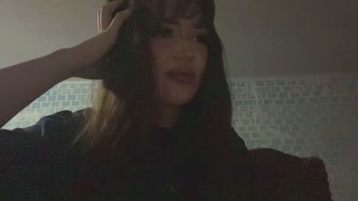 LeannGuyott live cam on Cam4