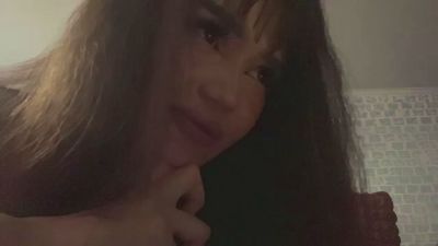LeannGuyott live cam on Cam4