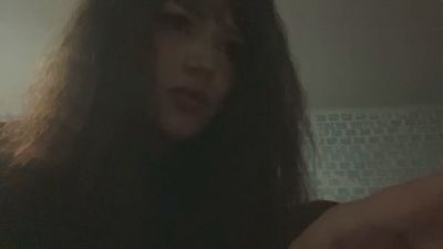 LeannGuyott live cam on Cam4