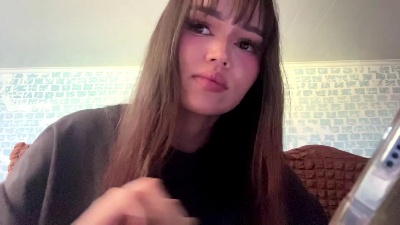 LeannGuyott live cam on Cam4