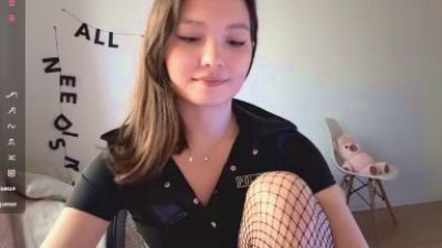 LeannaBanchero live cam on Cam4