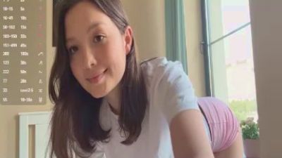 LeannaBanchero live cam on Cam4