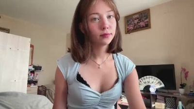 LeannaRigby live cam on Cam4