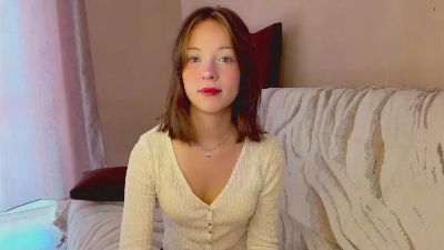 LeannaRigby live cam on Cam4
