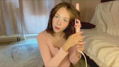LeannaRigby live cam on Cam4
