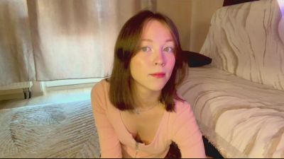 LeannaRigby live cam on Cam4