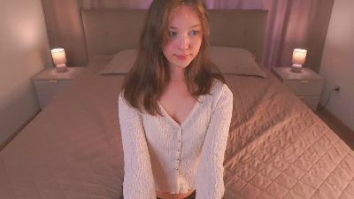 LeannaRigby live cam on Cam4