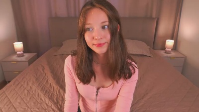 LeannaRigby live cam on Cam4