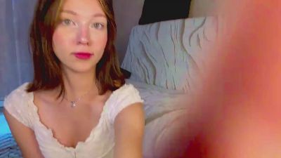 LeannaRigby live cam on Cam4
