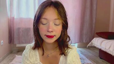 LeannaRigby live cam on Cam4