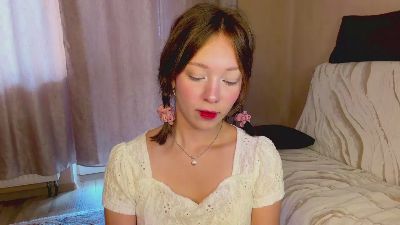 LeannaRigby live cam on Cam4