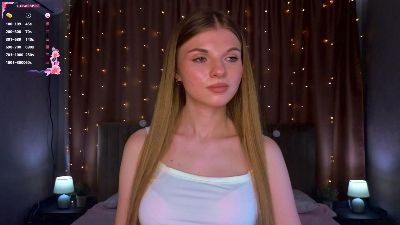 LeannaSwogger live cam on Cam4