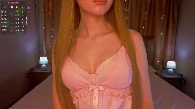 LeannaSwogger live cam on Cam4