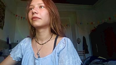 LeannaSwonger live cam on Cam4