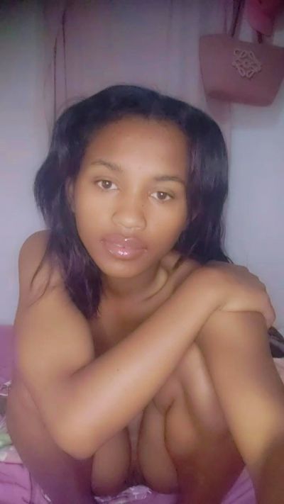 Leasexy01 live cam on Cam4