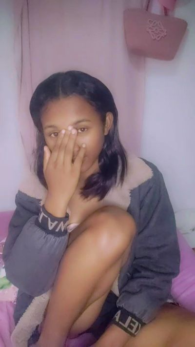 Leasexy01 live cam on Cam4