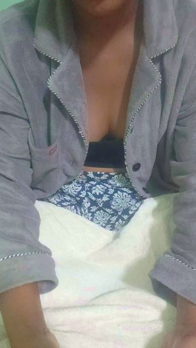 Leasexy01 live cam on Cam4