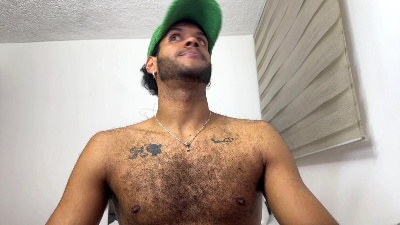 Lebronsbigcock live cam on Cam4