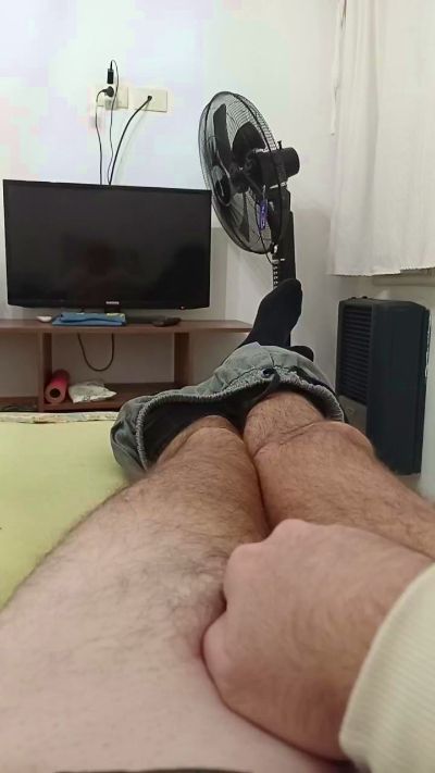 LecheroMdq live cam on Cam4