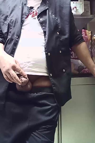 Lecoquin6363 live cam on Cam4