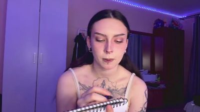 LedaAnglin live cam on Cam4