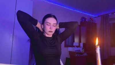 LedaAnglin live cam on Cam4