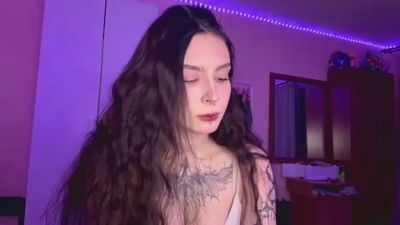 LedaAnglin live cam on Cam4