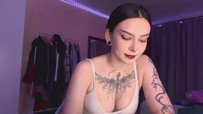 LedaAnglin live cam on Cam4