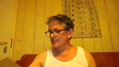 Ledersaar live cam on Cam4