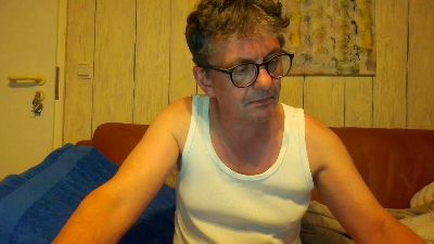 Ledersaar live cam on Cam4