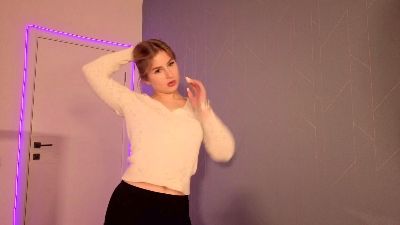 LeeanneBozelle live cam on Cam4
