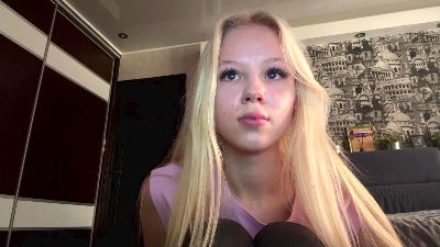 LeeanneFerniza live cam on Cam4