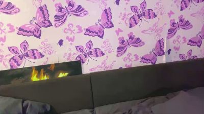 LeesaScheide live cam on Cam4