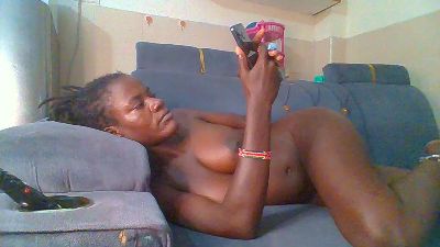 Leezray_betha46 live cam on Cam4