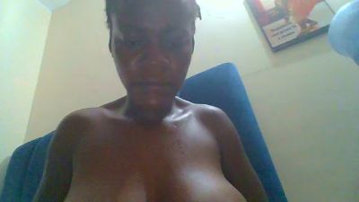 Leezray_betha46 live cam on Cam4