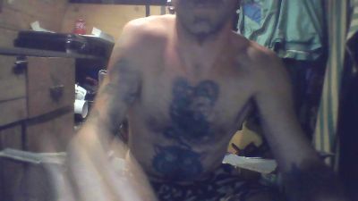 Leftraruu live cam on Cam4