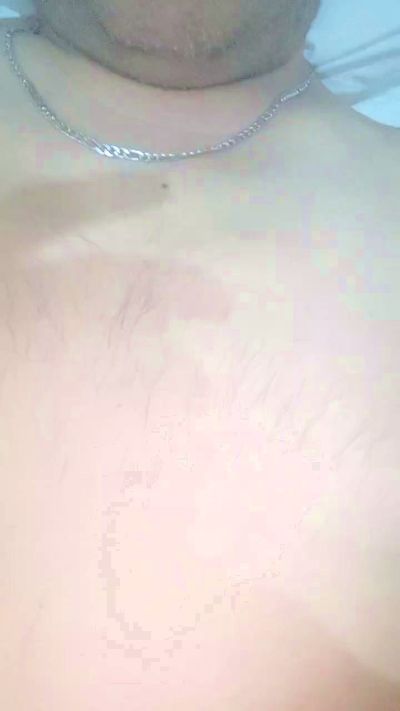 Legadorojo live cam on Cam4