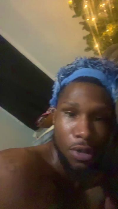 Webcam uomo dal vivo da Stati Uniti con Legend247365