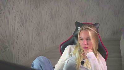 LeighDisharoon live cam on Cam4