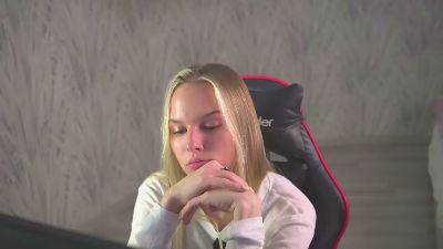 LeighDisharoon live cam on Cam4