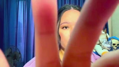 LeighannSpira live cam on Cam4