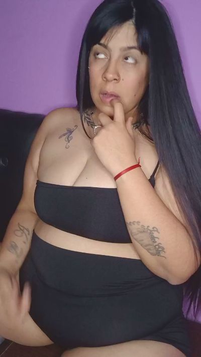 Leiilamagali live cam on Cam4