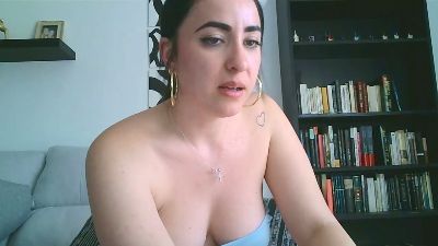 LeilaCG28 live cam on Cam4