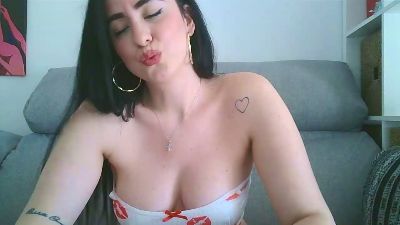 LeilaCG28 live cam on Cam4